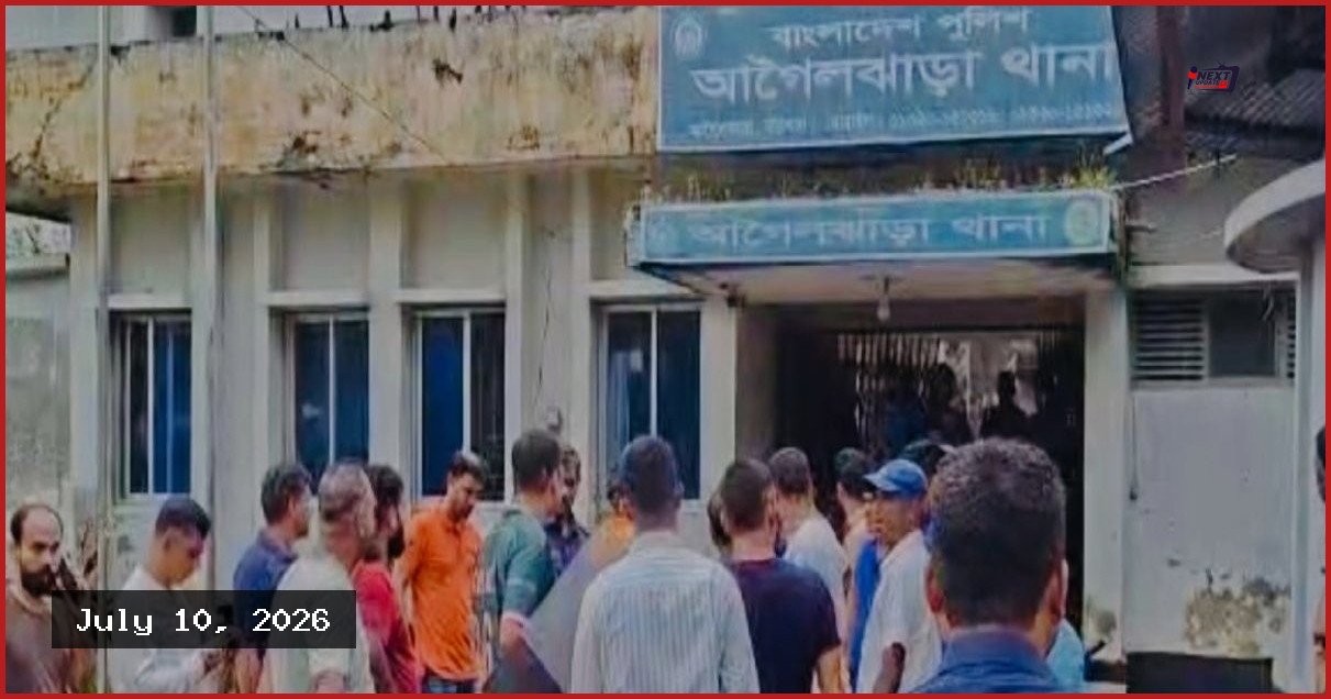 আসামির মৃত্যুর গুজবে আগৈলঝাড়ায় থানায় হামলা, আহত পুলিশ