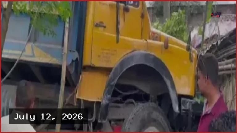 নীলফামারীতে ট্রাকের ধাক্কায় একই পরিবারের চারজন নিহত