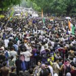 প্রশ্নপত্র ফাঁস ও দুর্নীতিতে উত্তাল ভারত, চাপে মোদি সরকার
