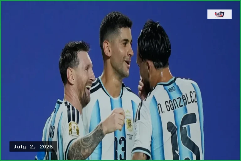 বিমানবন্দরে রোমেরোর ব্যাগে অদ্ভুত বস্তু, হেসে লুটোপুটি খেলেন মেসি