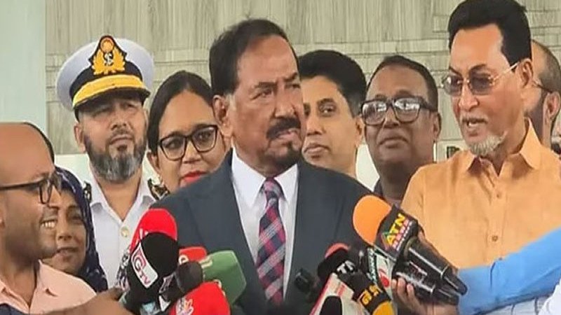 রাষ্ট্রপতির পদত্যাগপত্র গ্রহণ পরবর্তী সংবাদ সম্মেলন ডেকেছেন স্পিকার