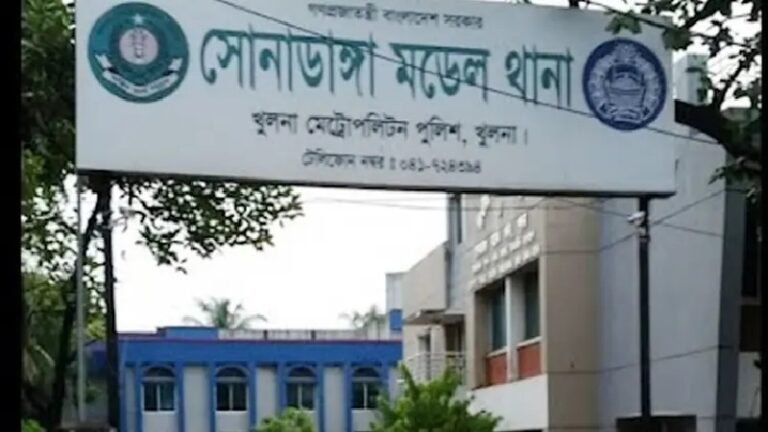 খুলনায় ভাড়া বাসা থেকে বাস টিকিট কালেক্টরের অর্ধগলিত মরদেহ উদ্ধার