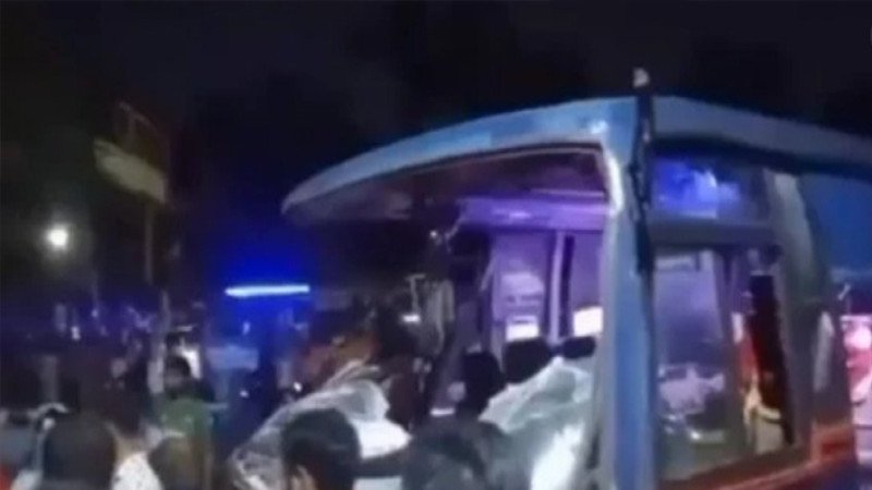 রাজধানীর কুর্মিটোলা হাসপাতালে বাসের ধাক্কায় পথচারী নিহত
