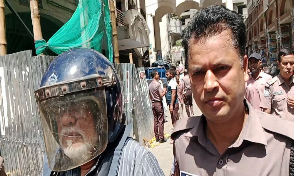 ছাত্র হত্যা মামলা: নজরুল ইসলামকে জেলগেটে জিজ্ঞাসাবাদের নির্দেশ