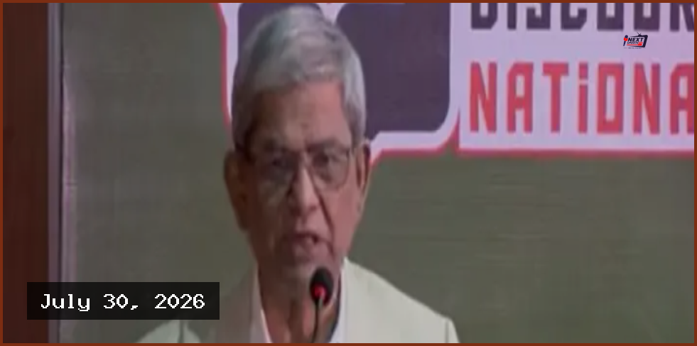 প্রধানমন্ত্রী ১৮ ঘণ্টা কাজ করেন: মির্জা ফখরুল