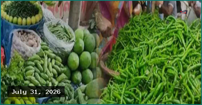 রাজধানীর বাজারে কাঁচামরিচ ৪০০ টাকা, চড়া পেঁয়াজ ও ডিমের দাম