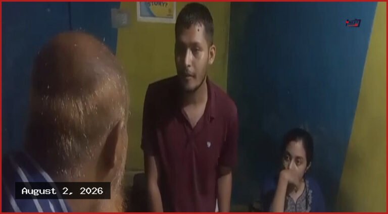 চায়ের দোকানে এইচএসসির খাতা মূল্যায়ন, শিক্ষক আটক