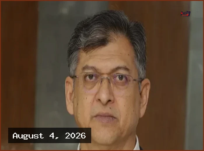 সবার সঙ্গে আলোচনার মাধ্যমে সংবিধান সংস্কার করতে চাই: স্বরাষ্ট্রমন্ত্রী