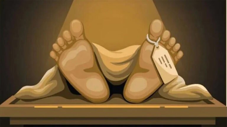 শ্রীপুরে মাটির ঘরের দেয়াল ধসে আইসক্রিম ব্যবসায়ীর মৃত্যু