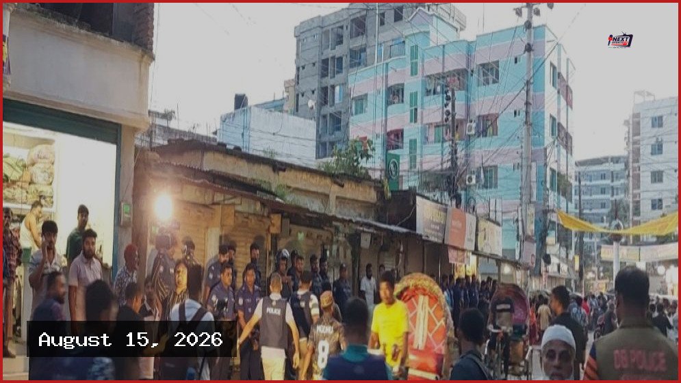 কুষ্টিয়ায় জামায়াত-গণঅধিকার সংঘর্ষে আমির হামজার গাড়ি ভাঙচুর, আহত ১৫