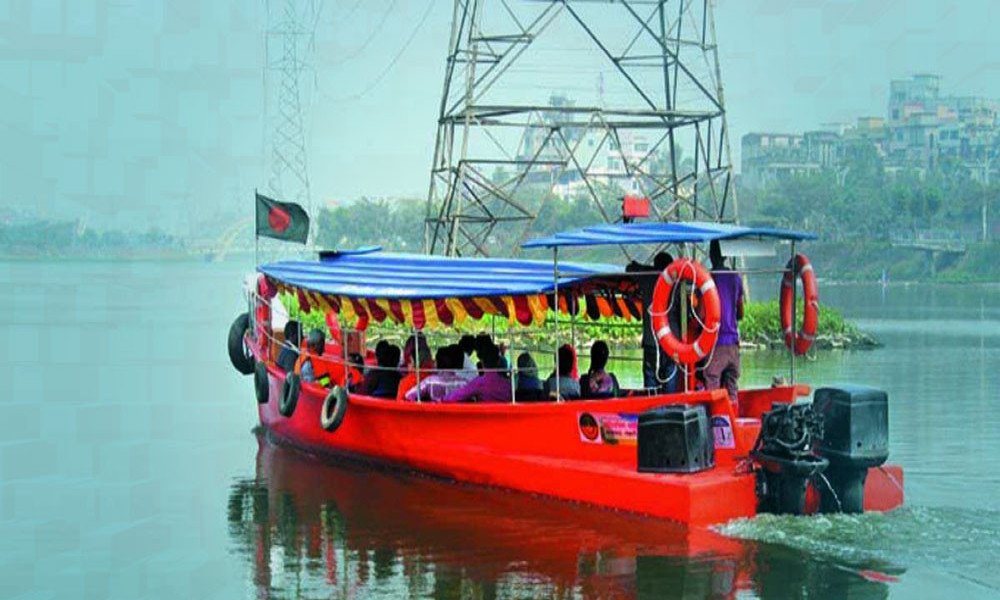 ঢাকার চারপাশের ১১০ কিমি নৌপথে চালু হচ্ছে বৈদ্যুতিক ওয়াটার বাস