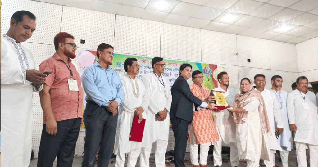 নরসিংদী-৫ আসনের এমপি আশরাফ উদ্দিন বকুলকে মন্ত্রী করার দাবি এলাকাবাসীর
