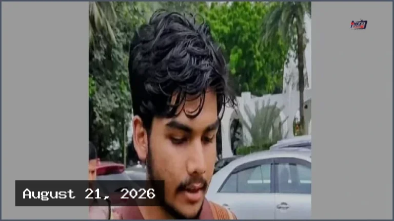 দীপু মনির প্রিজন ভ্যানের পেছনে দৌড়ানো তরুণ কারাগারে