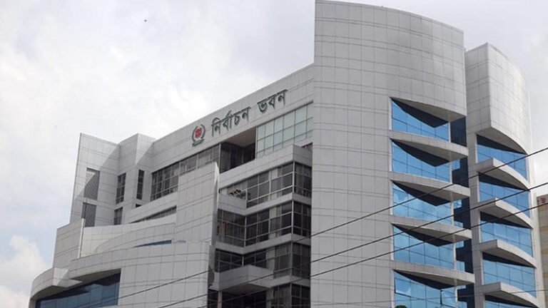 রাজনৈতিক দলের আয়-ব্যয়ের হিসাব জমার সময় বাড়াল নির্বাচন কমিশন