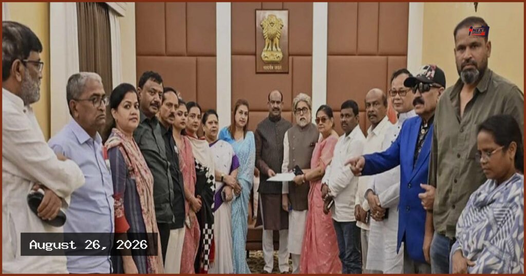 লোকসভায় তৃণমূলের ২০ বিদ্রোহী এমপিকে শোকজ নোটিশ