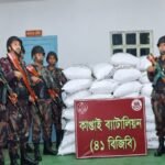 কাপ্তাইয়ে ট্রাকসহ ১৮০০ কেজি অবৈধ ইউরিয়া সার জব্দ করল বিজিবি