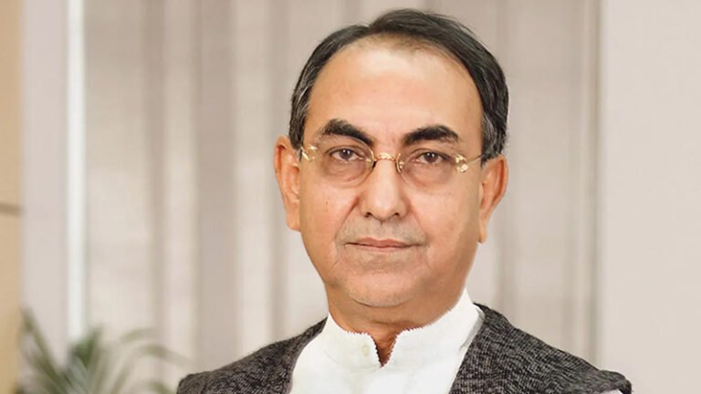 চিকিৎসা শেষে বুধবার দেশে ফিরছেন মির্জা আব্বাস