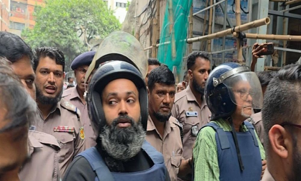 পল্টন মামলা: সোলায়মান সেলিম ও মোস্তফা জালাল গ্রেপ্তার দেখানোর আদেশ