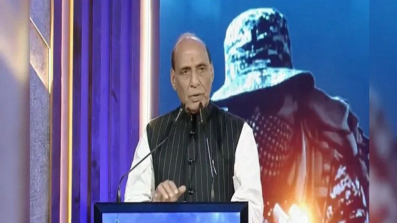 সন্ত্রাসে মদদ দিলে প্রতিবেশী দেশের সঙ্গে সংলাপ বন্ধ: রাজনাথ সিং