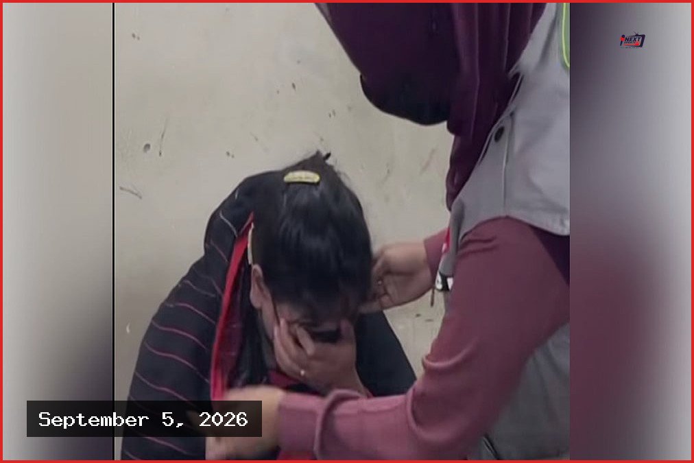 আটক নারীদের মুখ দেখাতে পুলিশের বাধ্য করার ভিডিও নিয়ে বিতর্ক