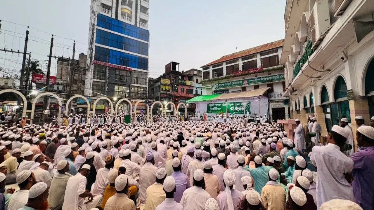 কাদিয়ানিদের অমুসলিম ঘোষণার দাবিতে কিশোরগঞ্জে সম্মেলন