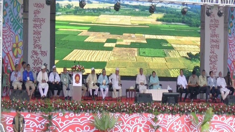 জীবন দিয়ে হলেও দেশের স্বাধীনতা ও গণতন্ত্র রক্ষা করব: রাষ্ট্রপতি