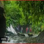 মিরসরাইয়ের ঝর্ণায় পা পিছলে কলেজছাত্র আহত