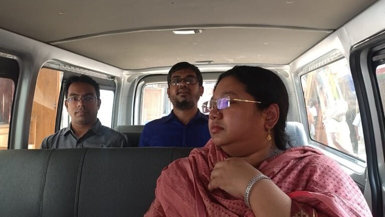 ভৈরবে কাস্টমসের দুই ঘণ্টার অভিযান, রহস্য নিয়ে ব্যবসায়ীদের প্রশ্ন