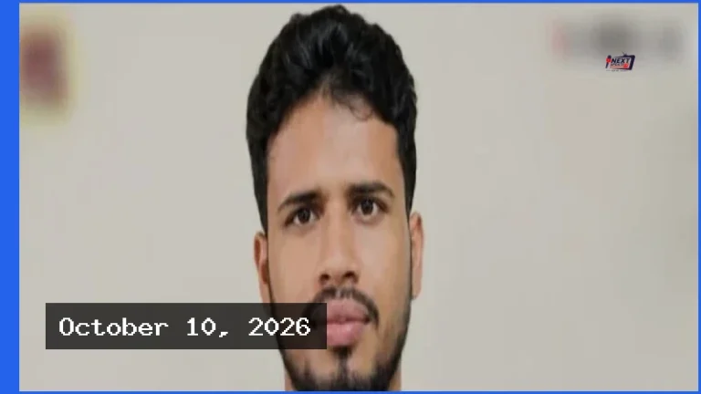ছাত্রত্ব বাতিলের সুপারিশ প্রত্যাহারের দাবিতে রাবি শিক্ষার্থীদের স্মারকলিপি