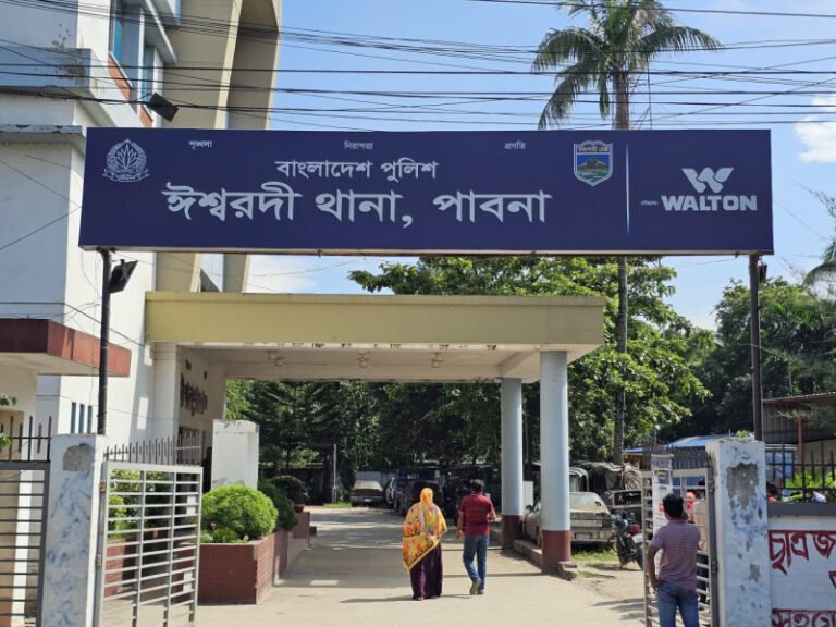 ঈশ্বরদীতে ১২ বছরের শিশুকে ধর্ষণচেষ্টার অভিযোগ, থানায় মামলা