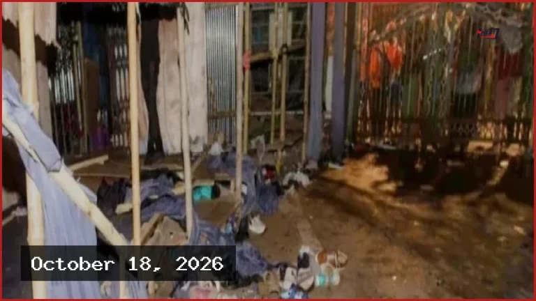 কলকাতায় পূজা মণ্ডপে পদদলিত হয়ে মৃত্যু: আয়োজকসহ গ্রেপ্তার ৭