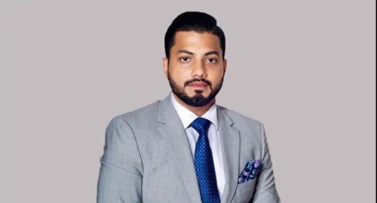 মাদকবিরোধী অভিযানে অস্ত্র প্রদর্শন: প্রতিমন্ত্রী ইশরাককে পদত্যাগের নির্দেশ