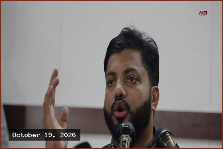 পদত্যাগ করলেন ইশরাক হোসেন, সাফাই গাইলেন অস্ত্র হাতে মাদকবিরোধী অভিযান নিয়ে