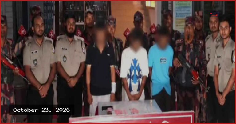 জয়পুরহাটে বিজিবি-পুলিশের যৌথ অভিযানে মাদকসহ আটক ৪