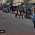 বেতন বৃদ্ধির দাবিতে গাজীপুরে মহাসড়ক অবরোধ, বন্ধ যান চলাচল